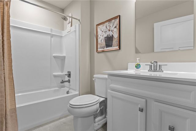 10 Maple Hill, South Franklin, PA 15301