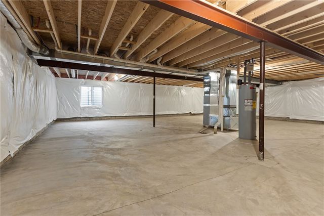 10 Maple Hill, South Franklin, PA 15301