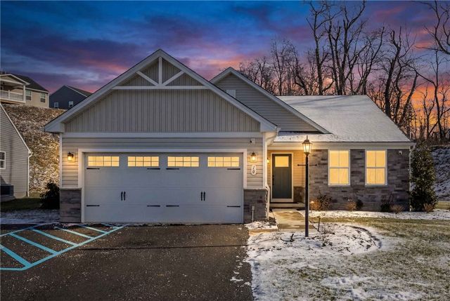 10 Maple Hill, South Franklin, PA 15301