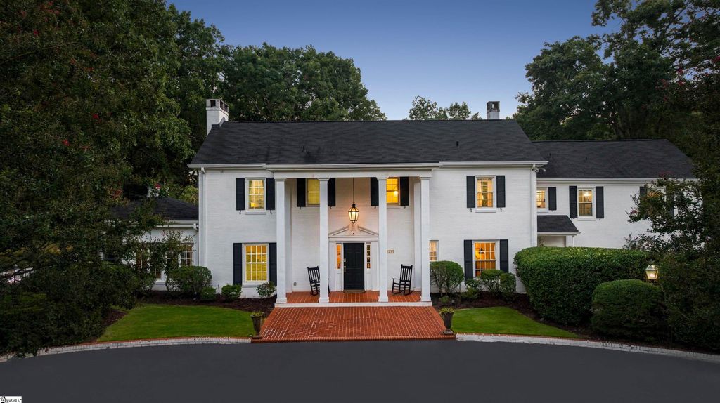 Image 1 of property listing at 1215 Roe Ford Road, Greenville, SC 29617