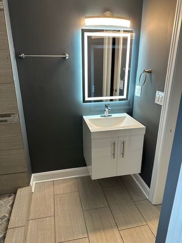 16049 Wood Street, Harvey, IL 60426