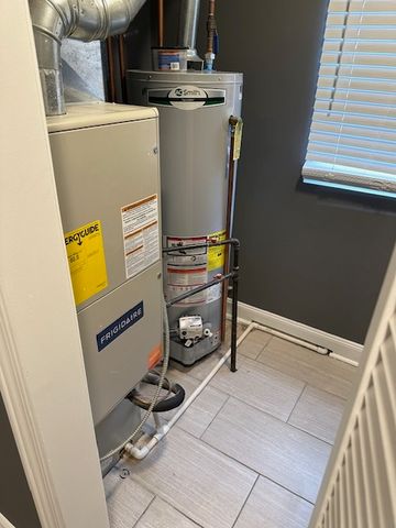 16049 Wood Street, Harvey, IL 60426