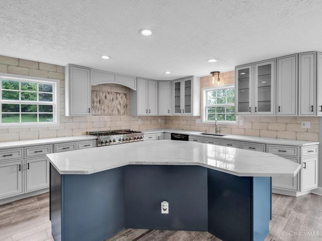7455 Airy View Drive, Liberty Twp, OH 45044