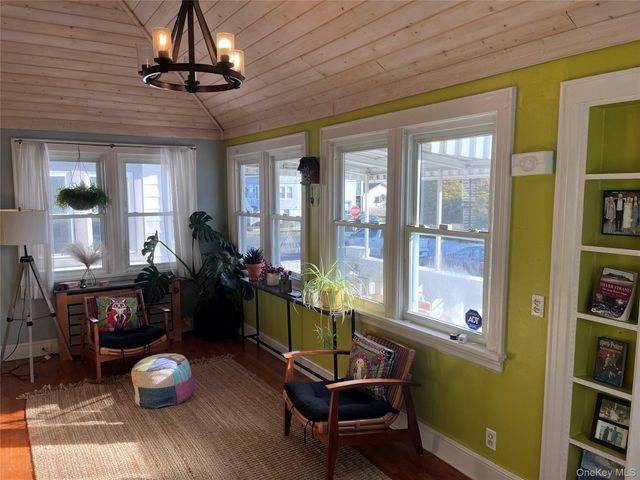 101 Georgia Avenue, Long Beach, NY 11561