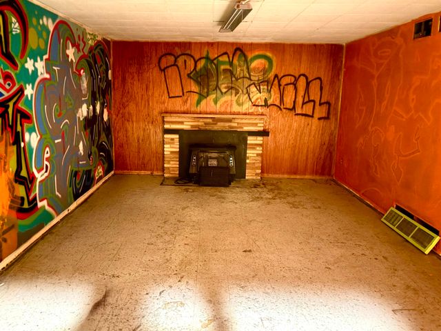 1010 N Fox Rd, Spokane, WA 99206