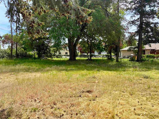 1010 N Fox Rd, Spokane, WA 99206