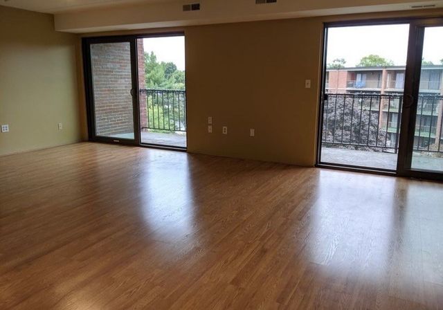 146 Marble St 505, Stoneham, MA 02180