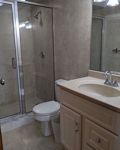 146 Marble St 505, Stoneham, MA 02180