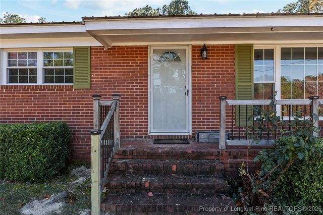 1308 Pine Knoll Drive, Spring Lake, NC 28390