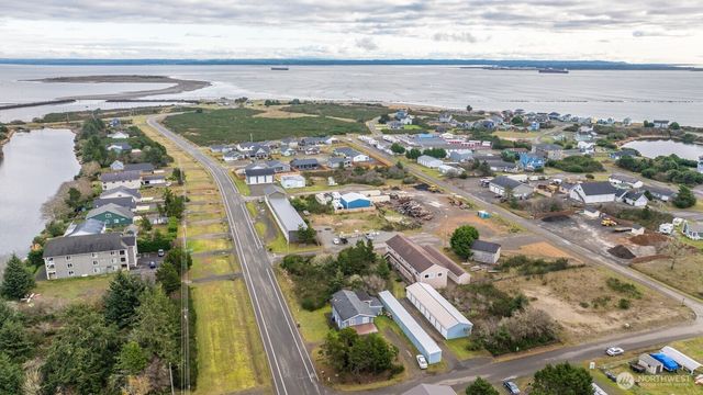 971 Point Brown Avenue SE, Ocean Shores, WA 98569