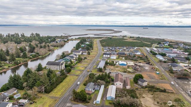 971 Point Brown Avenue SE, Ocean Shores, WA 98569
