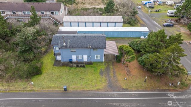 971 Point Brown Avenue SE, Ocean Shores, WA 98569