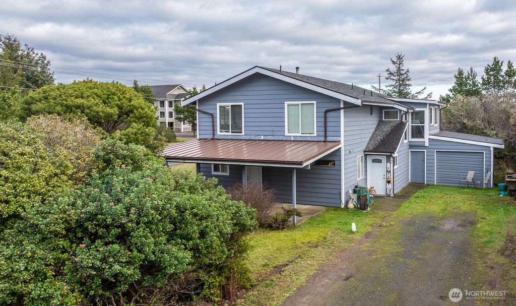 971 Point Brown Avenue SE, Ocean Shores, WA 98569