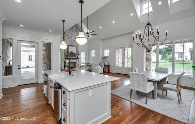 624 Big Valley Loop, Flowood, MS 39232