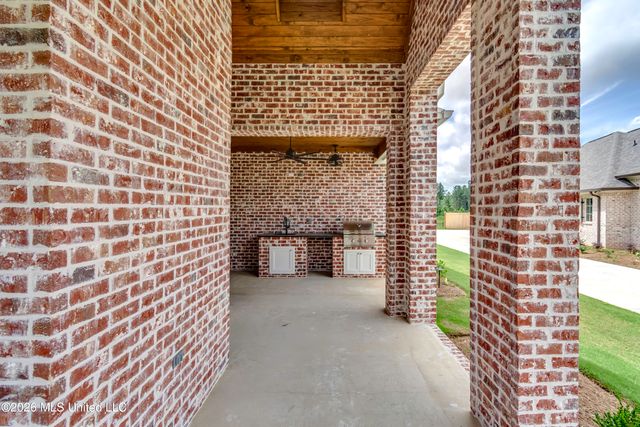 624 Big Valley Loop, Flowood, MS 39232