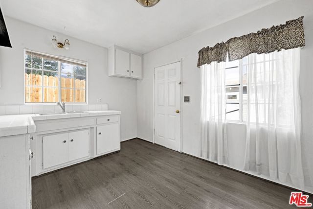 3928 Mountain View Avenue, Pasadena, CA 91107