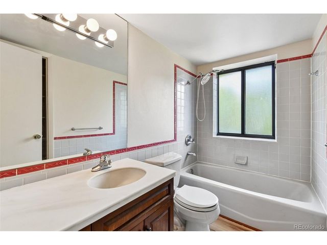 1008 N Corona St 502, Denver, CO 80218