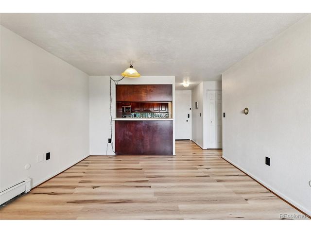 1008 N Corona St 502, Denver, CO 80218