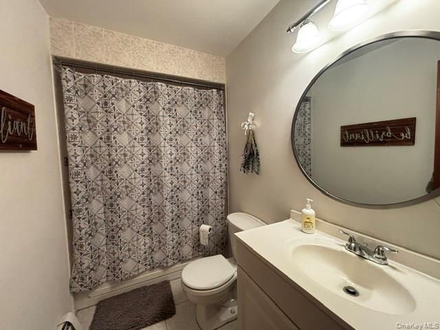 101 Buena Vista Boulevard, Lindenhurst, NY 11757