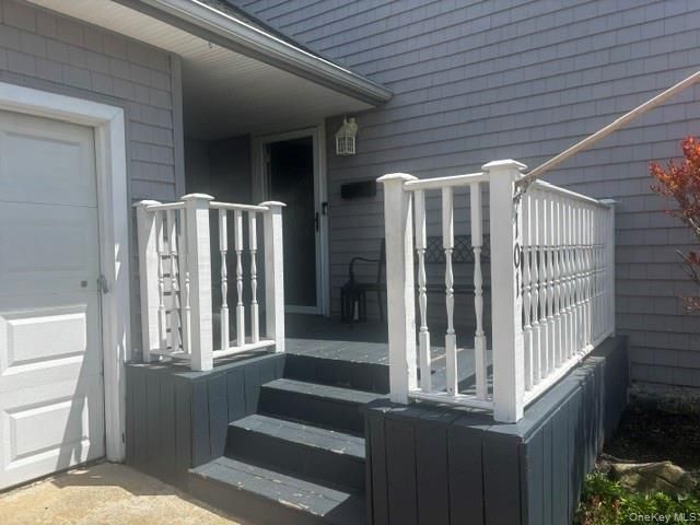 101 Buena Vista Boulevard, Lindenhurst, NY 11757