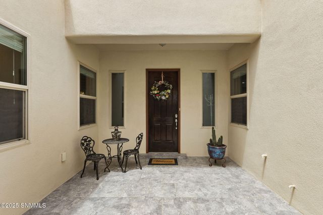 4527 Ojo Caliente Circle, Las Cruces, NM 88011