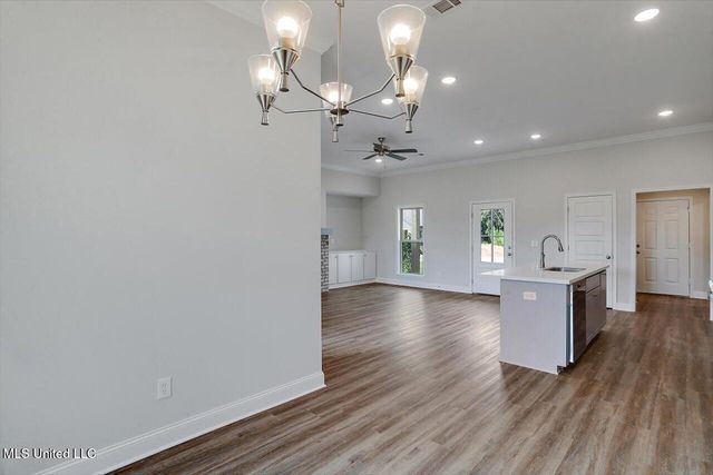 642 Westfield Drive, Pearl, MS 39208