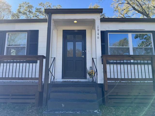 1946 HAZELWOOD SE Drive, Marietta, GA 30067