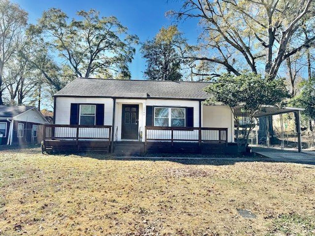 1946 HAZELWOOD SE Drive, Marietta, GA 30067