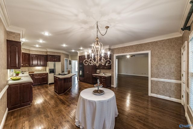 3021 Boundary Oaks Drive, Owens Cross Roads, AL 35763