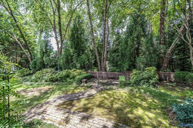 3021 Boundary Oaks Drive, Owens Cross Roads, AL 35763