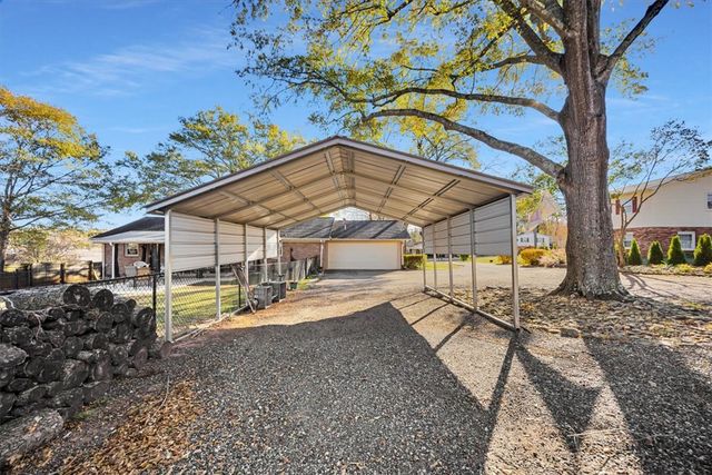 104 Carolina Avenue, Easley, SC 29640