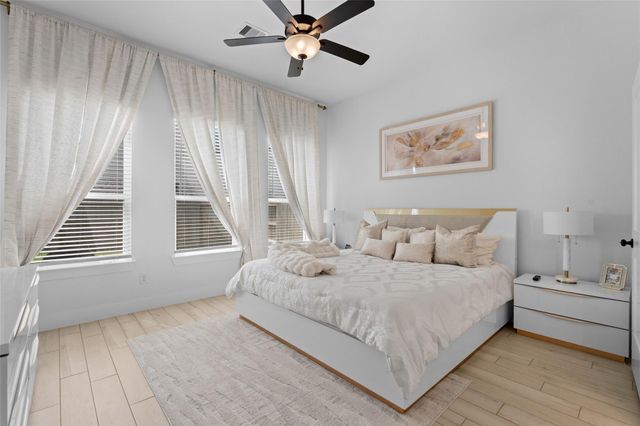 17735 Tree Of Heaven, Conroe, TX 77385