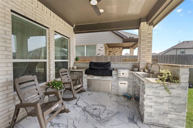 17735 Tree Of Heaven, Conroe, TX 77385