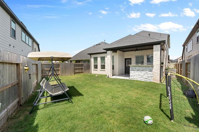 17735 Tree Of Heaven, Conroe, TX 77385