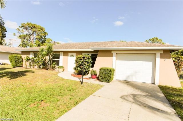 1329 Torreya CIR, North Fort Myers, FL 33917