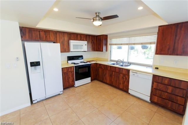 1329 Torreya CIR, North Fort Myers, FL 33917
