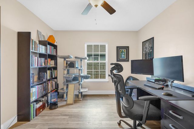 5841 Oak St, Elkton, FL 32033