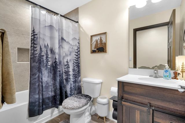 5841 Oak St, Elkton, FL 32033