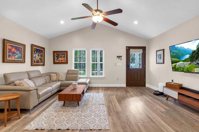 5841 Oak St, Elkton, FL 32033