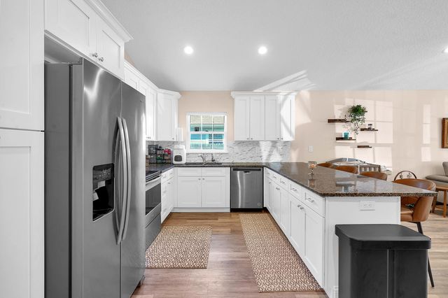 5841 Oak St, Elkton, FL 32033