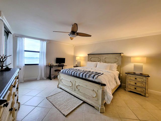 111 Lake Emerald Drive 406, Oakland Park, FL 33309