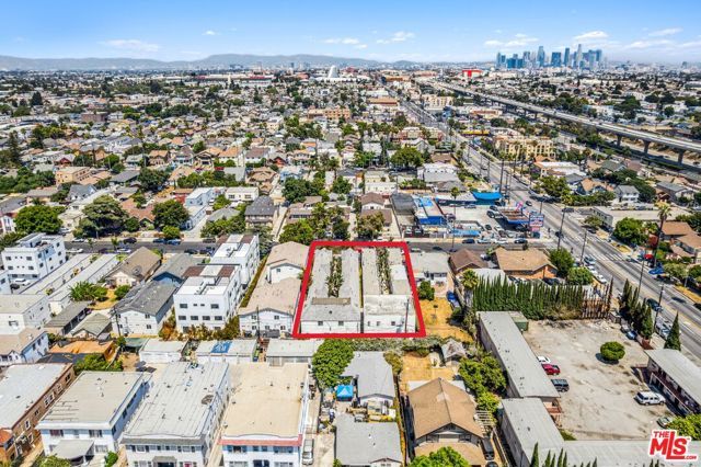 526 W 47th Street, Los Angeles, CA 90037