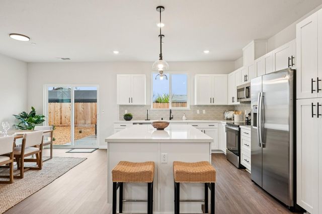 1639 Hansen Ranch Rd, Olivehurst, CA 95961