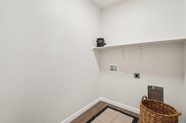 1639 Hansen Ranch Rd, Olivehurst, CA 95961