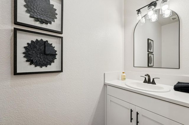 1639 Hansen Ranch Rd, Olivehurst, CA 95961