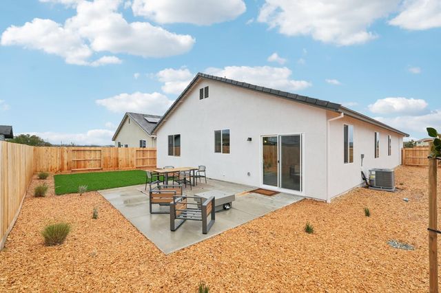 1639 Hansen Ranch Rd, Olivehurst, CA 95961