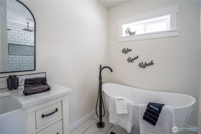 2206 15th Avenue, Milton, WA 98354