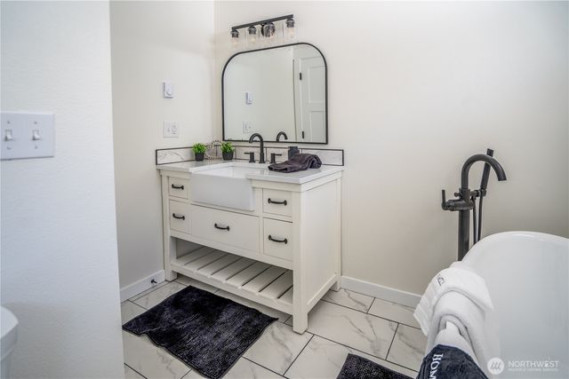2206 15th Avenue, Milton, WA 98354