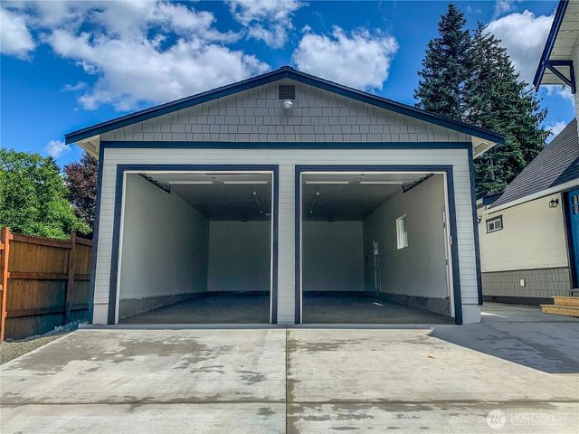 2206 15th Avenue, Milton, WA 98354