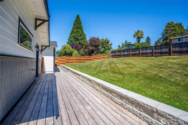 2206 15th Avenue, Milton, WA 98354